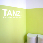 Tanz! Ein Fröhliches Kinderzimmertattoo